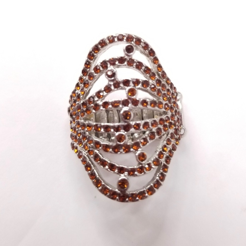 Large ornate carnelian ring - zinc alloy
